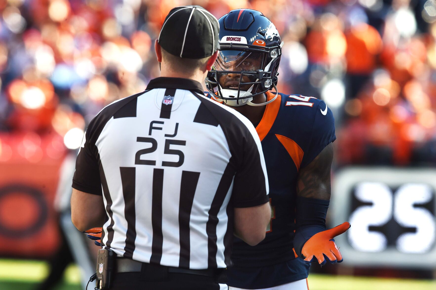 101821-s-broncos 1558 .jpg